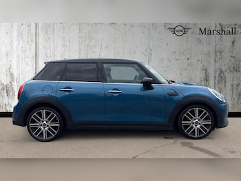 Used MINI Hatch 2022 for sale - 76033652: Photo