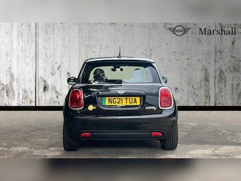 Used MINI Hatch 2021 for sale - 75934703: Photo