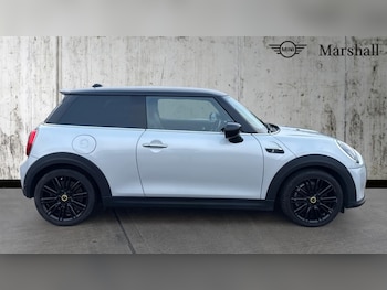 Used MINI Hatch 2022 for sale - 76684263: Photo