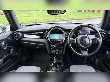 Used MINI Hatch 2022 for sale - 76684263: Photo