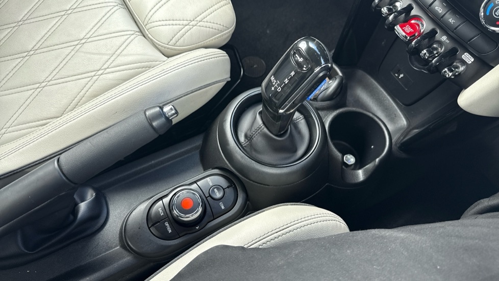 Used MINI Hatch 2021 for sale - 76154959: Photo 10