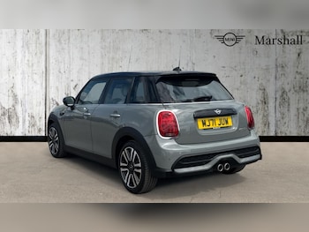 Used MINI Hatch 2021 for sale - 76154959: Photo