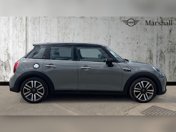 Used MINI Hatch 2021 for sale - 76154959: Photo