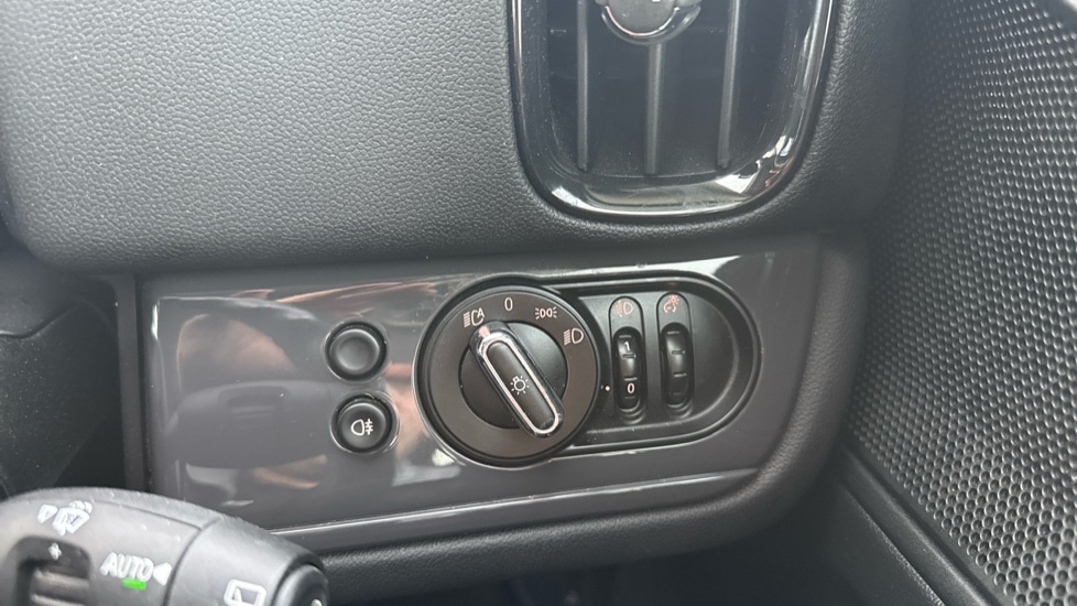 Used MINI Countryman 2019 for sale - 75738632: Photo 31