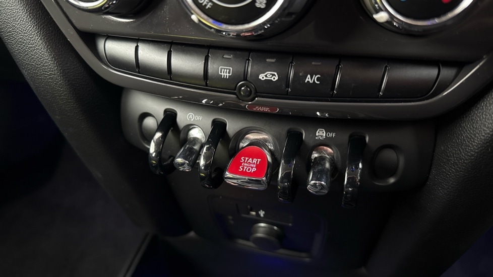 Used MINI Countryman 2019 for sale - 75738632: Photo 32