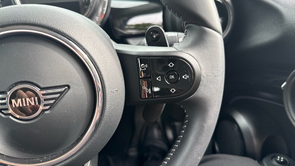 Used MINI Hatch 2022 for sale - 75702722: Photo 18