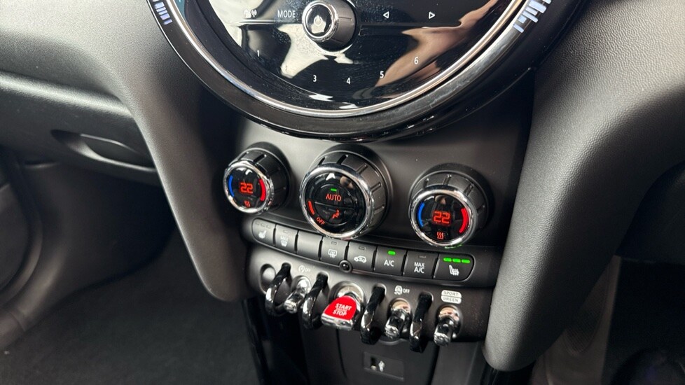 Used MINI Hatch 2022 for sale - 75702722: Photo 29