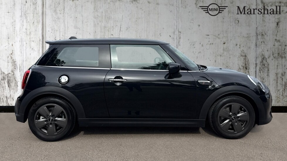 Used MINI Hatch 2022 for sale - 75702722: Photo 3
