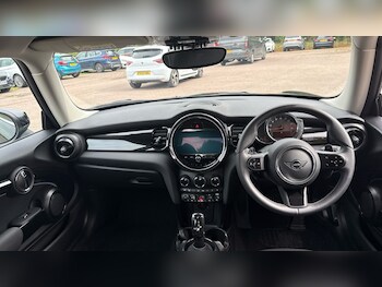 Used MINI Hatch 2022 for sale - 75702722: Photo