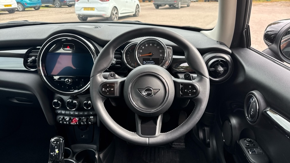 Used MINI Hatch 2022 for sale - 75702722: Photo 5