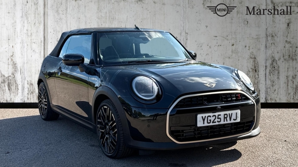 Used MINI Cooper 2025 for sale - 76104071: Photo 1
