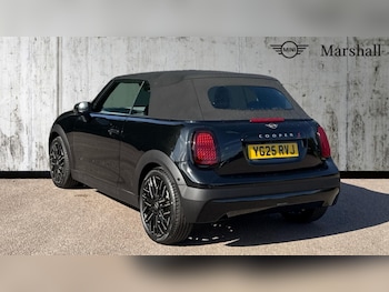 Used MINI Cooper 2025 for sale - 76104071: Photo