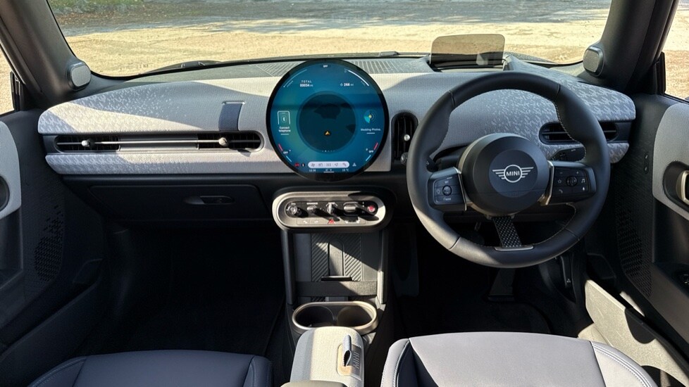 Used MINI Cooper 2025 for sale - 76104071: Photo 4