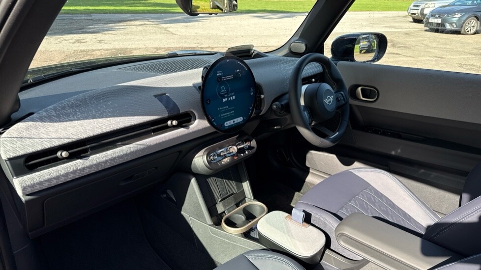 Used MINI Cooper 2025 for sale - 76104071: Photo 7