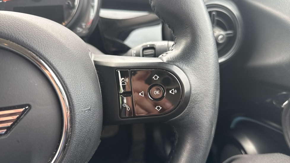 Used MINI Hatch 2022 for sale - 76888703: Photo 18