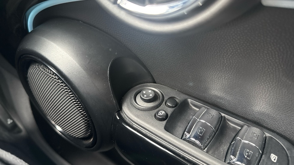 Used MINI Hatch 2022 for sale - 76888703: Photo 31