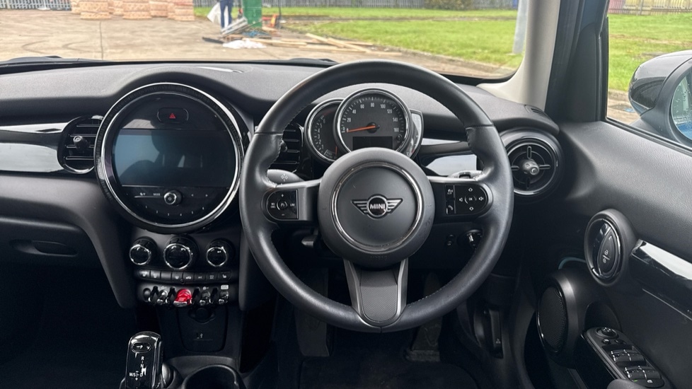 Used MINI Hatch 2022 for sale - 76888703: Photo 5