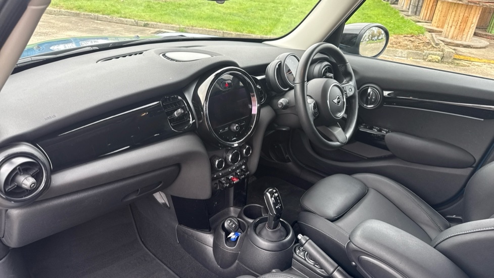 Used MINI Hatch 2022 for sale - 76888703: Photo 7