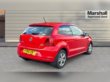 Used Volkswagen Polo 2016 for sale - 75534372: Photo