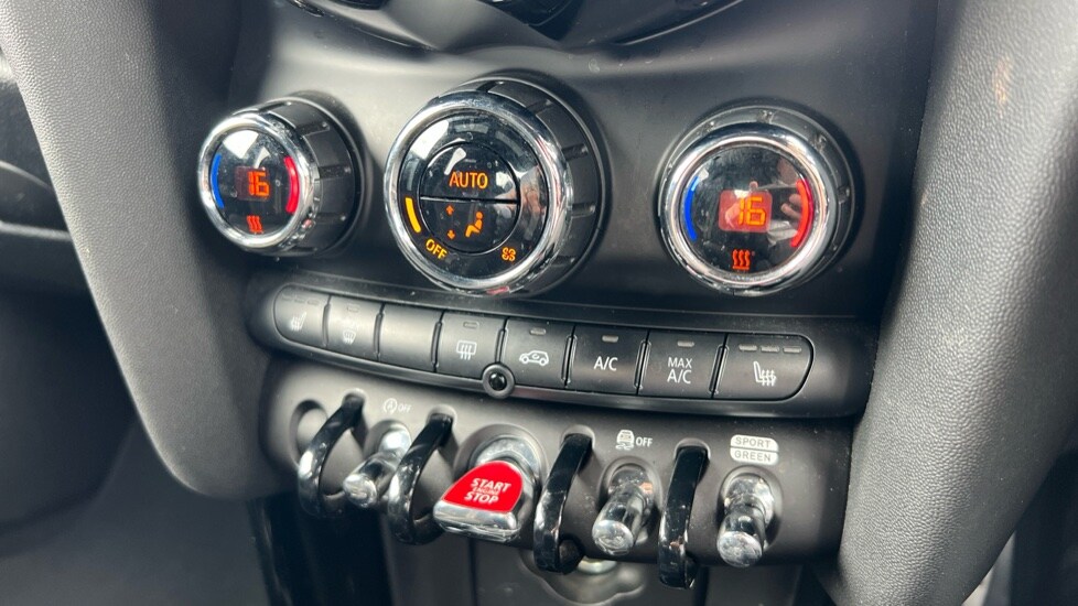 Used MINI Hatch 2021 for sale - 75916786: Photo 32