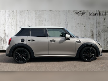 Used MINI Hatch 2021 for sale - 75916786: Photo