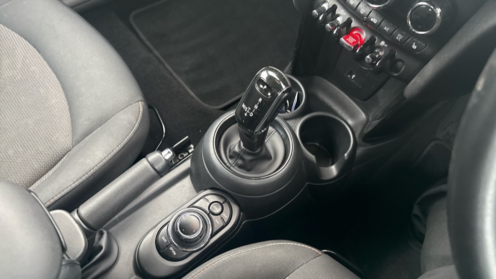 Used MINI Convertible 2021 for sale - 76366471: Photo 10