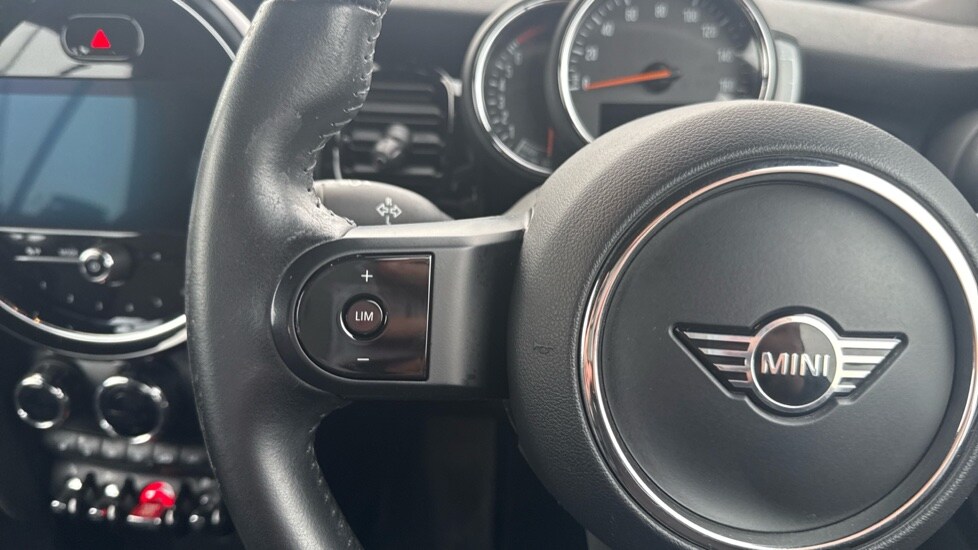 Used MINI Convertible 2021 for sale - 76366471: Photo 17