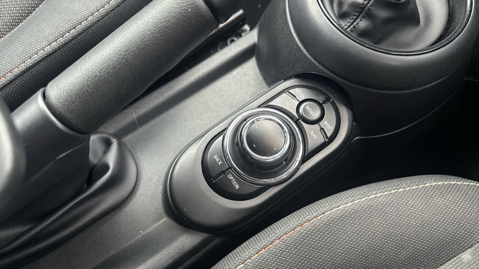 Used MINI Convertible 2021 for sale - 76366471: Photo 19