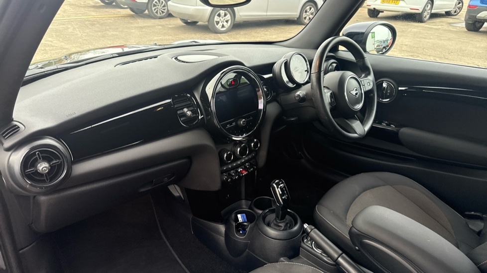 Used MINI Convertible 2021 for sale - 76366471: Photo 7