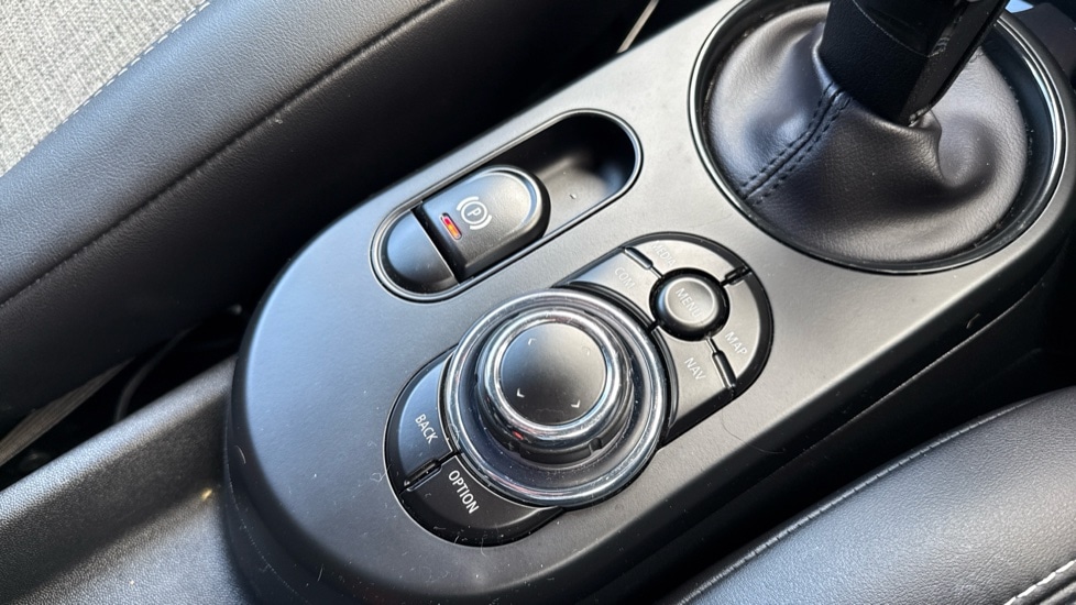 Used MINI Hatch 2022 for sale - 76894548: Photo 19