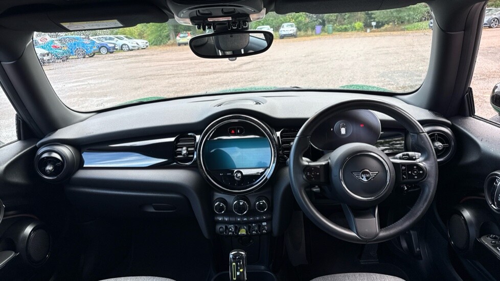 Used MINI Hatch 2022 for sale - 76894548: Photo 4