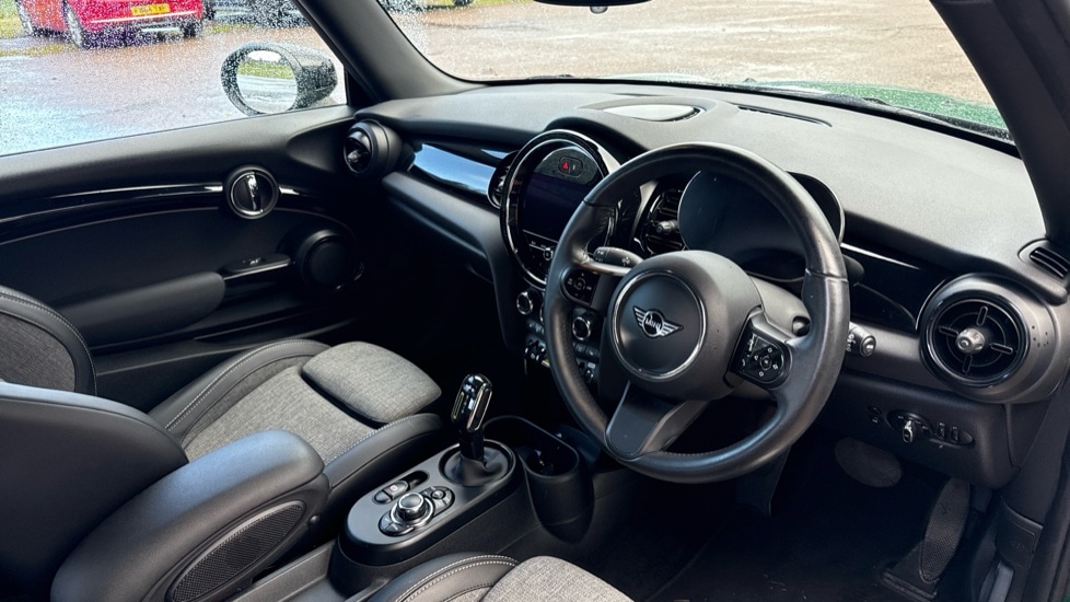 Used MINI Hatch 2022 for sale - 76894548: Photo 6