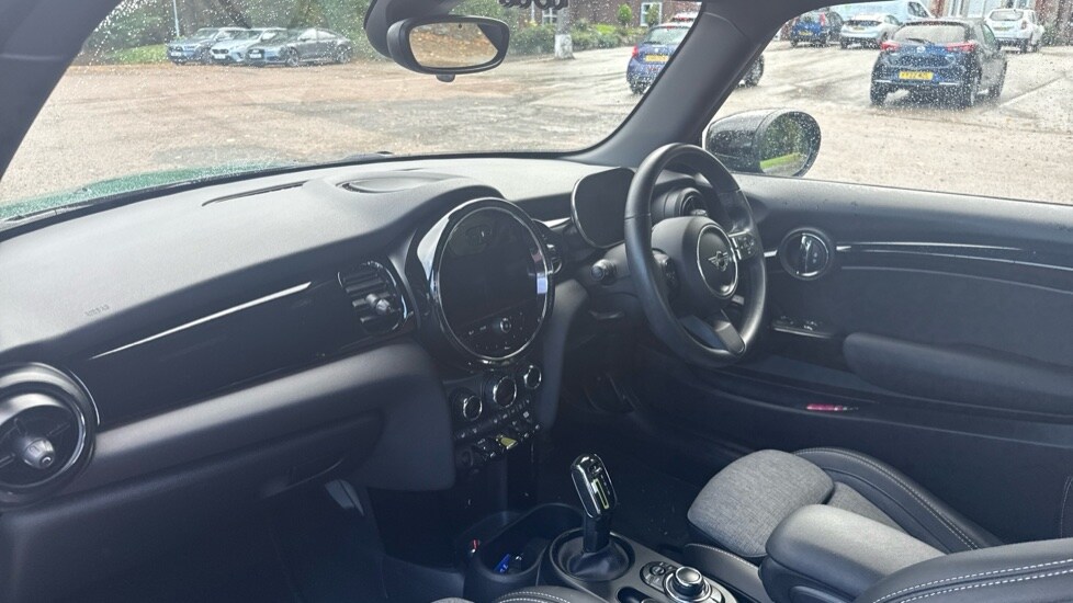 Used MINI Hatch 2022 for sale - 76894548: Photo 7