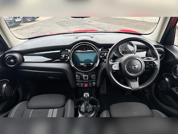 Used MINI Hatch 2022 for sale - 76033897: Photo