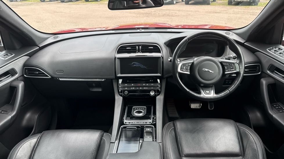 Used Jaguar F-Pace 2017 for sale - 75952410: Photo 11