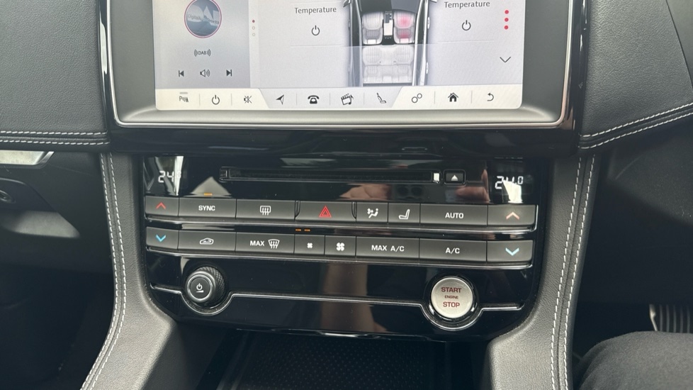 Used Jaguar F-Pace 2017 for sale - 75952410: Photo 26