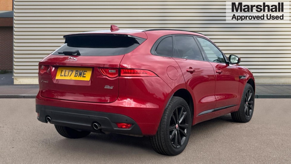Used Jaguar F-Pace 2017 for sale - 75952410: Photo 3
