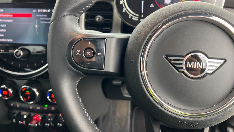 Used MINI Cooper 2023 for sale - 76493926: Photo 17