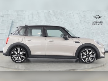 Used MINI Cooper 2023 for sale - 76493926: Photo