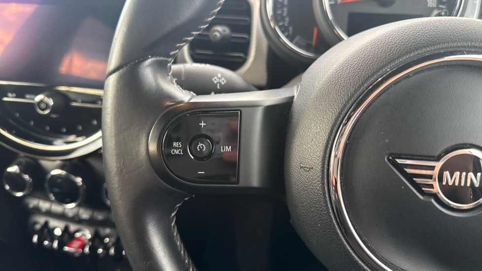 Used MINI Hatch 2022 for sale - 76452140: Photo 17