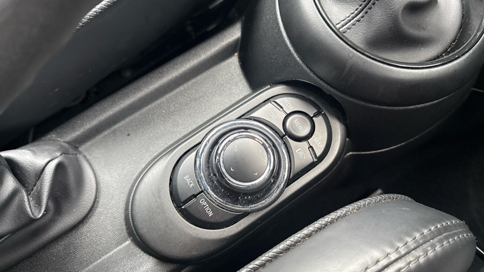 Used MINI Hatch 2022 for sale - 76452140: Photo 19