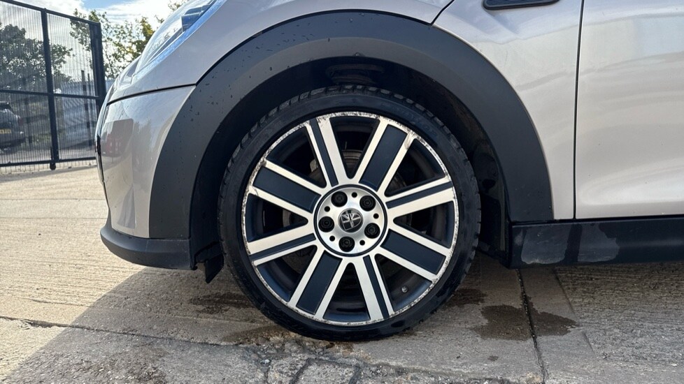 Used MINI Hatch 2022 for sale - 75929720: Photo 25