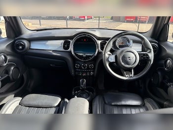 Used MINI Hatch 2022 for sale - 75929720: Photo