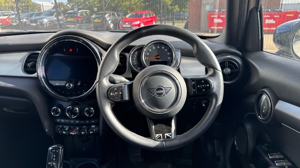 Used MINI Hatch 2022 for sale - 75929720: Photo 5