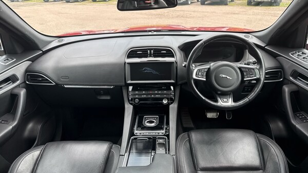 Used Jaguar F-Pace 2017 for sale - 76191021: Photo 11