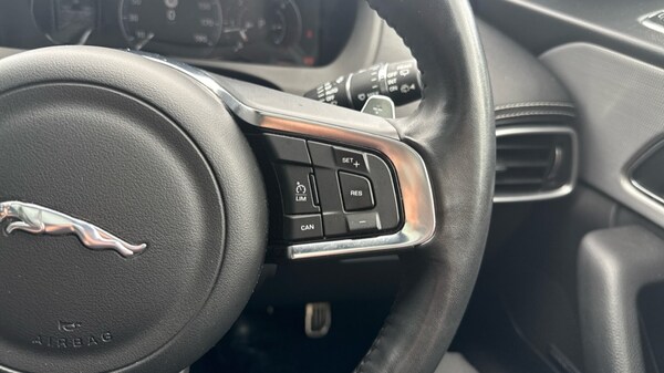 Used Jaguar F-Pace 2017 for sale - 76191021: Photo 21