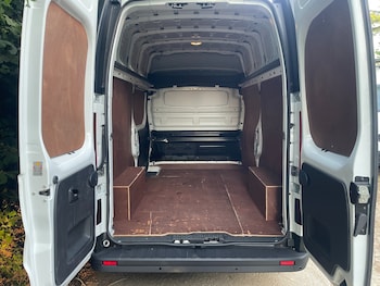 Used Nissan NV300 2020 for sale - 79302256: Photo
