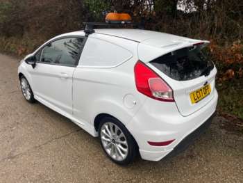 Used Ford Fiesta 2017 for sale - 69790689: Photo
