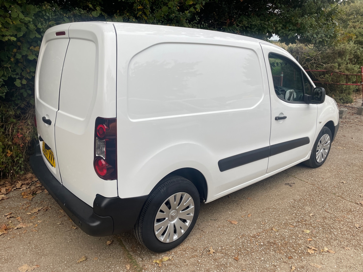 Used Citroen Berlingo 2018 for sale - 76298918: Photo 2