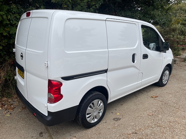 Used Nissan NV200 2017 for sale - 76253754: Photo 2